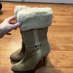 Elegant Beige Heeled Boots with Faux Fur Trim